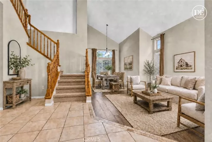 Property Photo:  43156 Corte Almonte  CA 92592 
