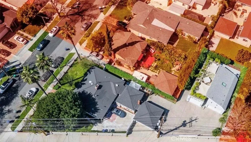 Property Photo: 124 N Naomi CA 91505