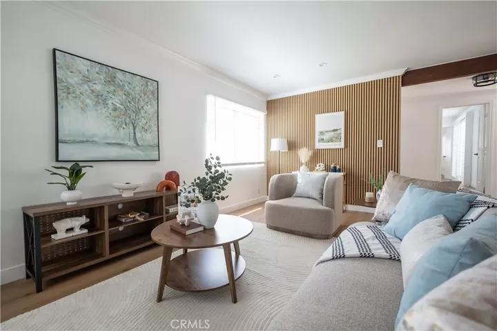 Property Photo:  372 E Floral  CA 91755 