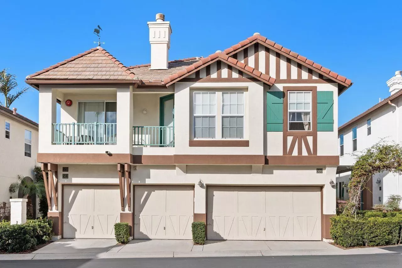 Property Photo:  382 Carmel Creeper Place  CA 92024 