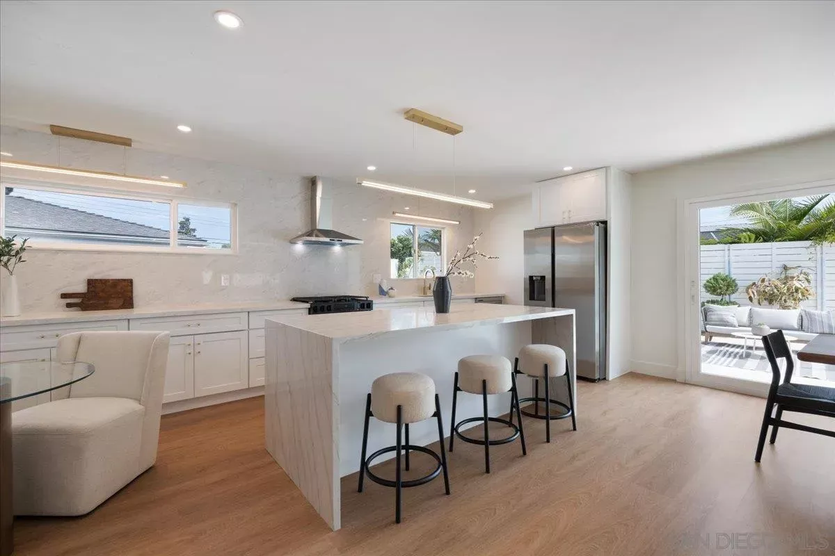 Property Photo: 3345 Stadium Ct CA 92122