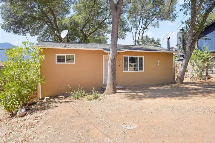 Property Photo:  2705 Oakhurst  CA 95422 