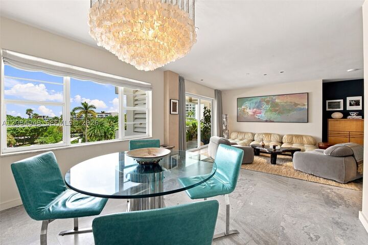 Property Photo: 16 Island Ave 4E FL 33139