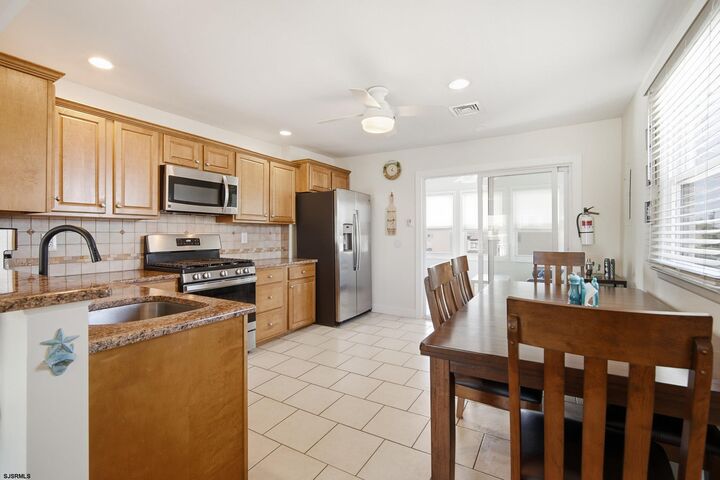 Property Photo:  4200 W Brigantine Ave B  NJ 08203 