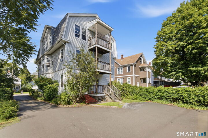 Property Photo:  112-114 Maple Street  CT 06040 