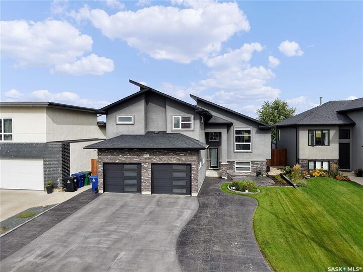 Property Photo:  507 Salloum Crescent  SK S7W 0N1 
