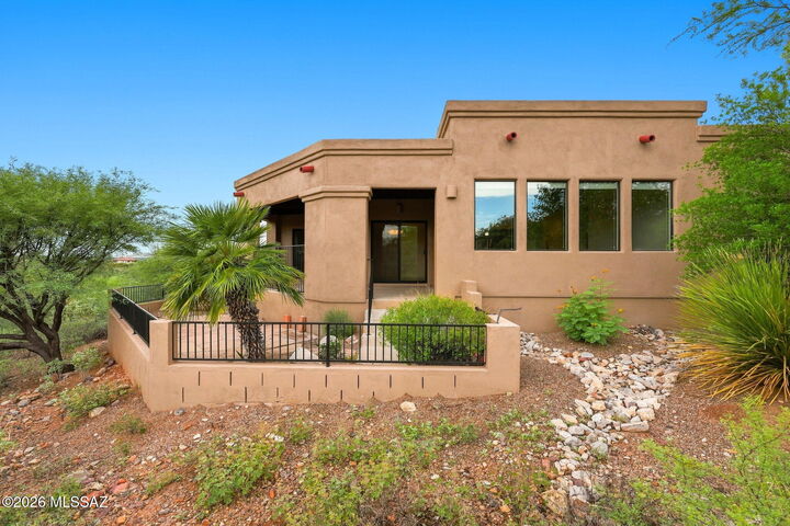 Property Photo:  922 E Vault Mine Court  AZ 85614 