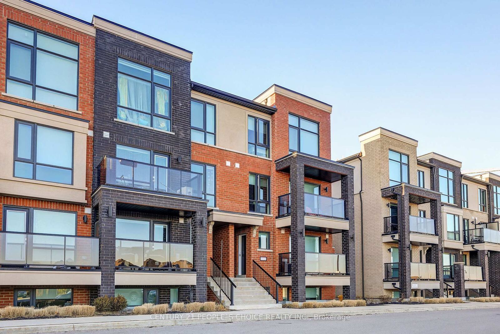 Property Photo:  100 Dufay Road 38  ON L7A 4A2 