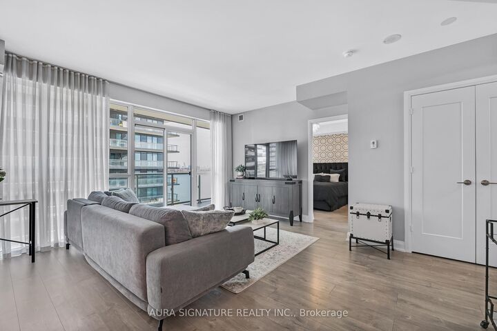 Property Photo:  110 Marine Parade Drive 901  ON M8V 0A3 