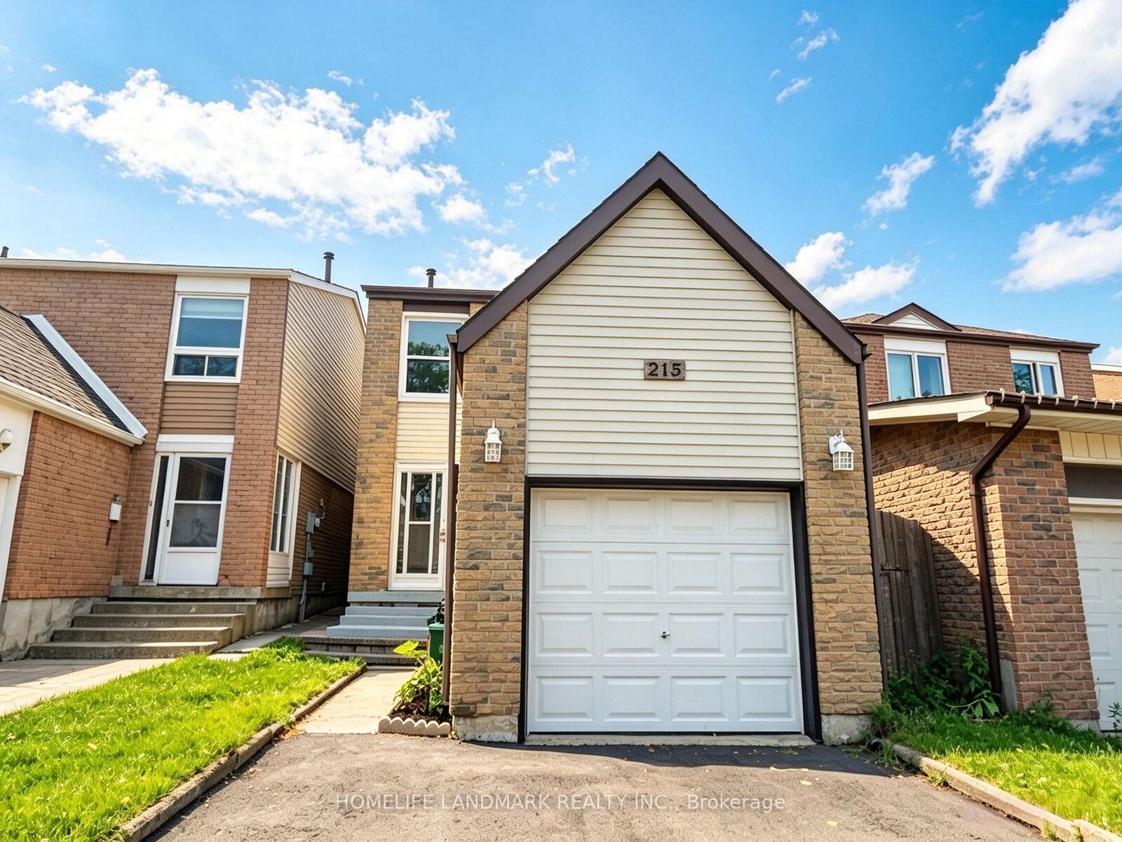 Property Photo:  215 Bob O' Link Avenue  ON L4L 1H1 