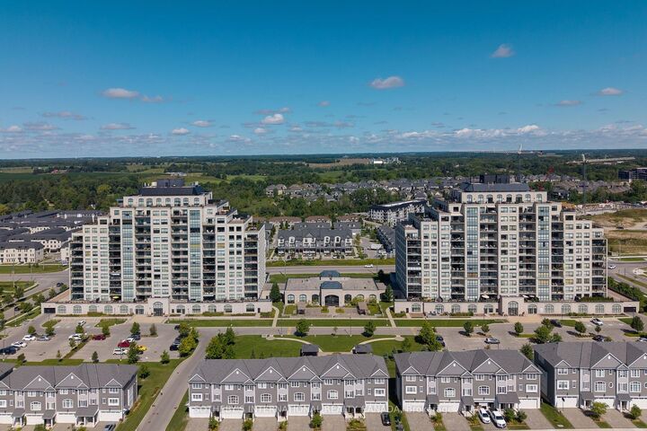 Property Photo:  240 Villagewalk Boulevard 205  ON N6G 0P6 