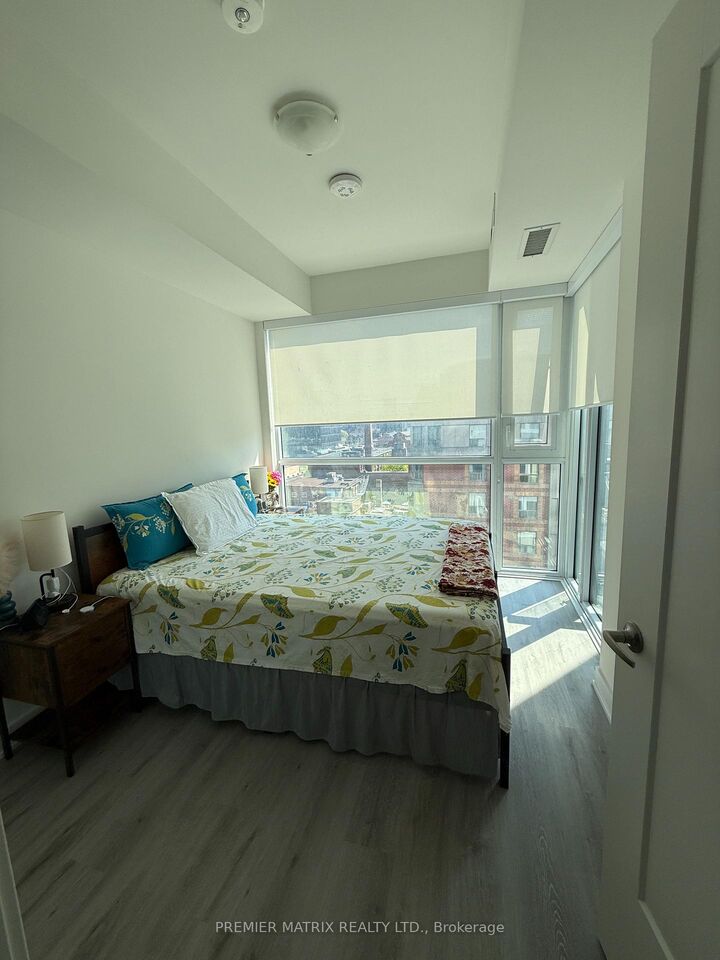 Property Photo:  70 Princess Street 809 E  ON M5A 0X6 