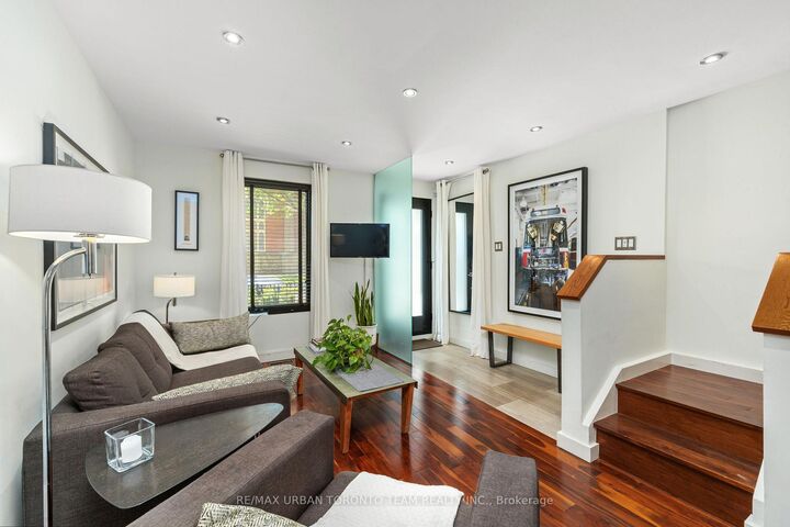 Photo de la propriété:  119 Trinity Street  ON M5A 3C7 