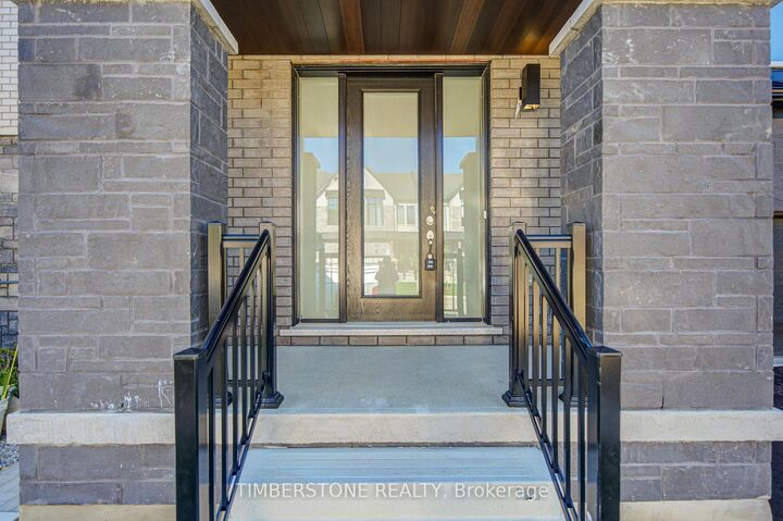 Property Photo:  66 Freedom Oaks Trail  ON L6P 4R8 