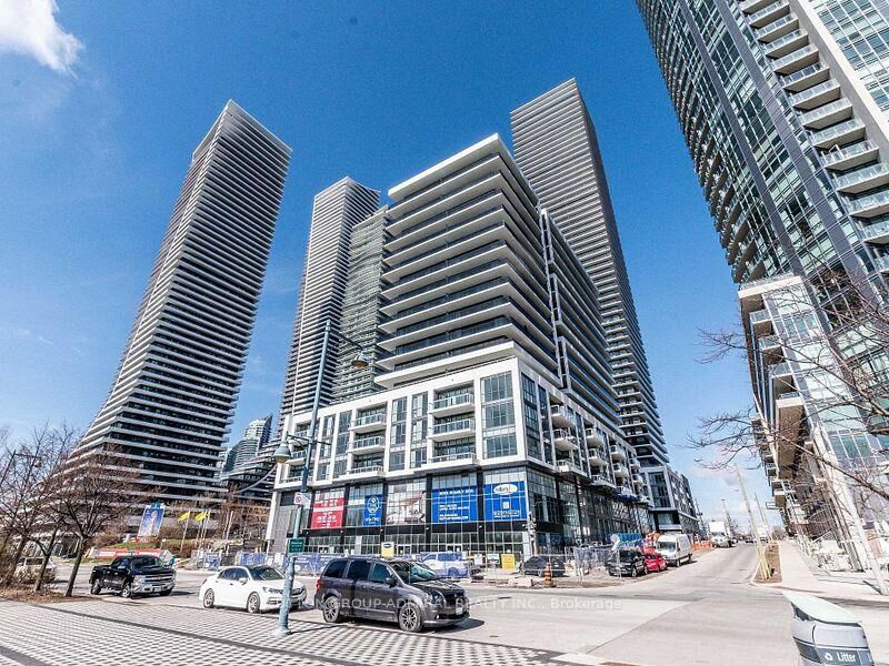 Property Photo:  65 Annie Craig Drive 202  ON M8V 0G3 