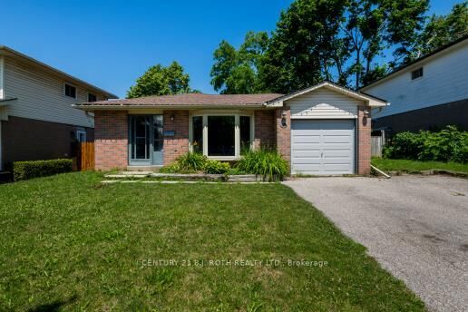 Property Photo:  36 Cynthia Court  ON L4M 2X4 