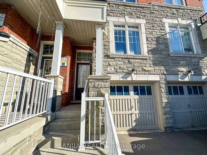 Property Photo:  16 Weidman Lane  ON L6E 0T1 