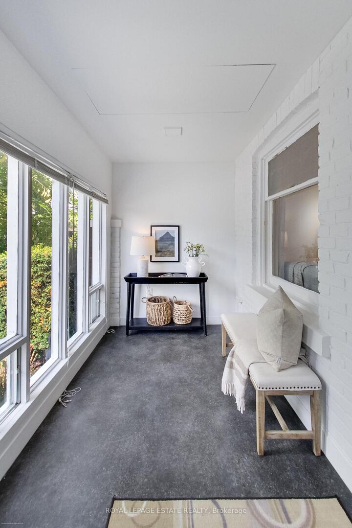 Property Photo:  151 Drayton Avenue  ON M4C 3M1 