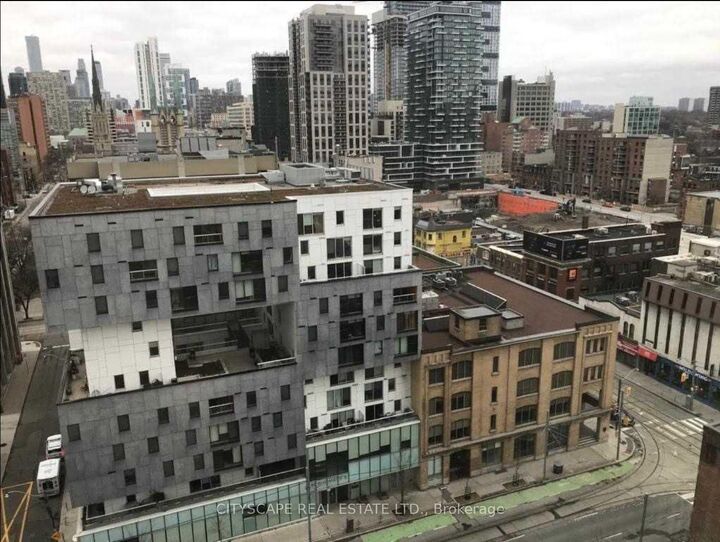 Property Photo:  50 Lombard Street 1705  ON M5C 2X4 