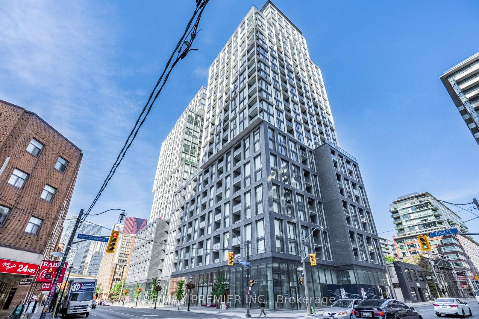 Property Photo:  158 Front Street E 716  ON M5A 1E5 