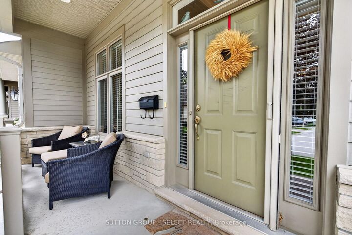 Property Photo:  124 North Centre Road 32  ON N5X 4R3 