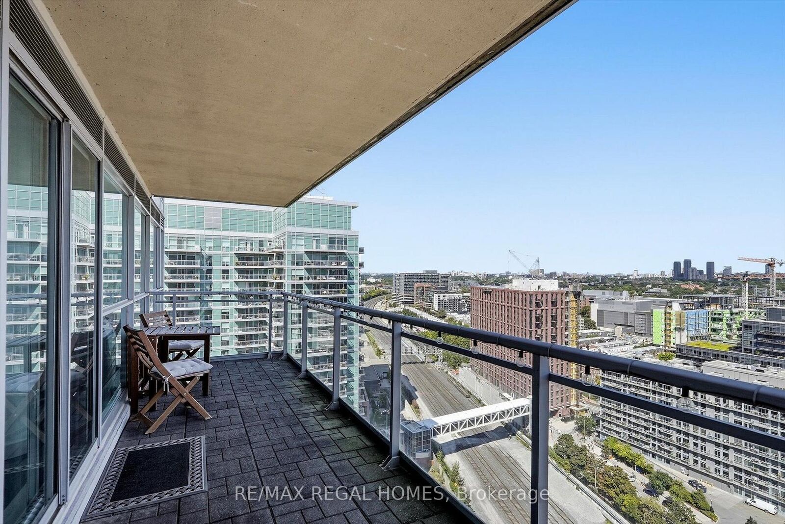 Property Photo:  80 Western Battery Road 2304  ON M6K 3S1 