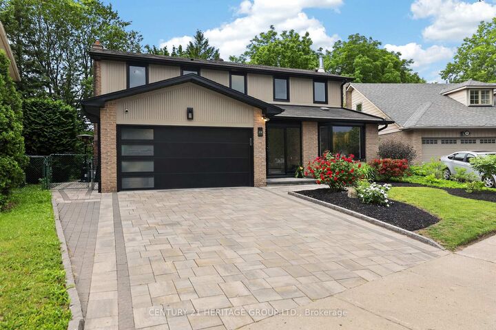 Property Photo:  28 Innis Crescent  ON L4C 5K2 