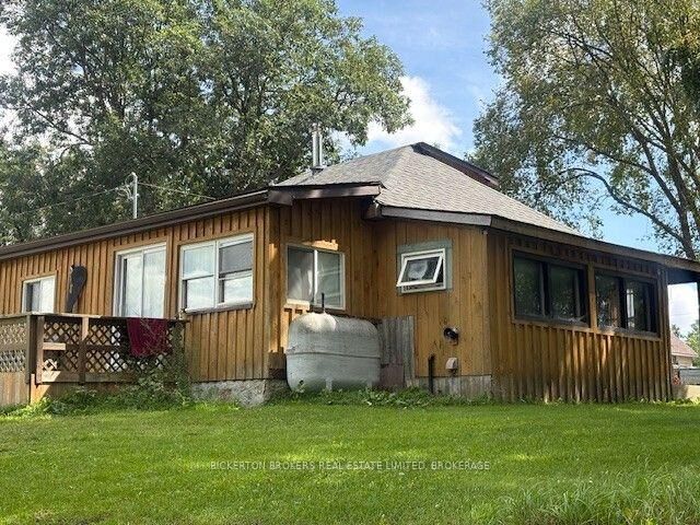 Property Photo: 184 Jonas Street ON K0E 1N0