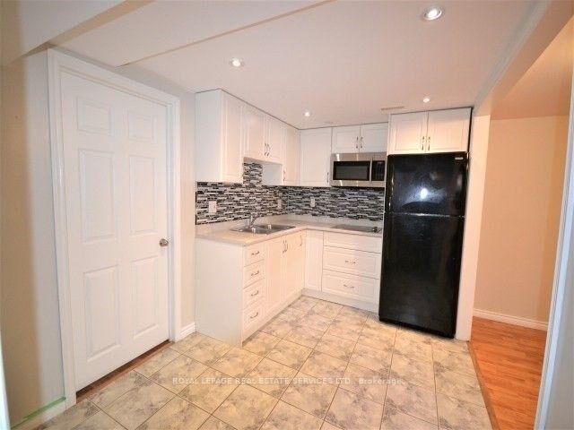 Property Photo:  260 Green Road Bsmt.  ON L8E 4J8 