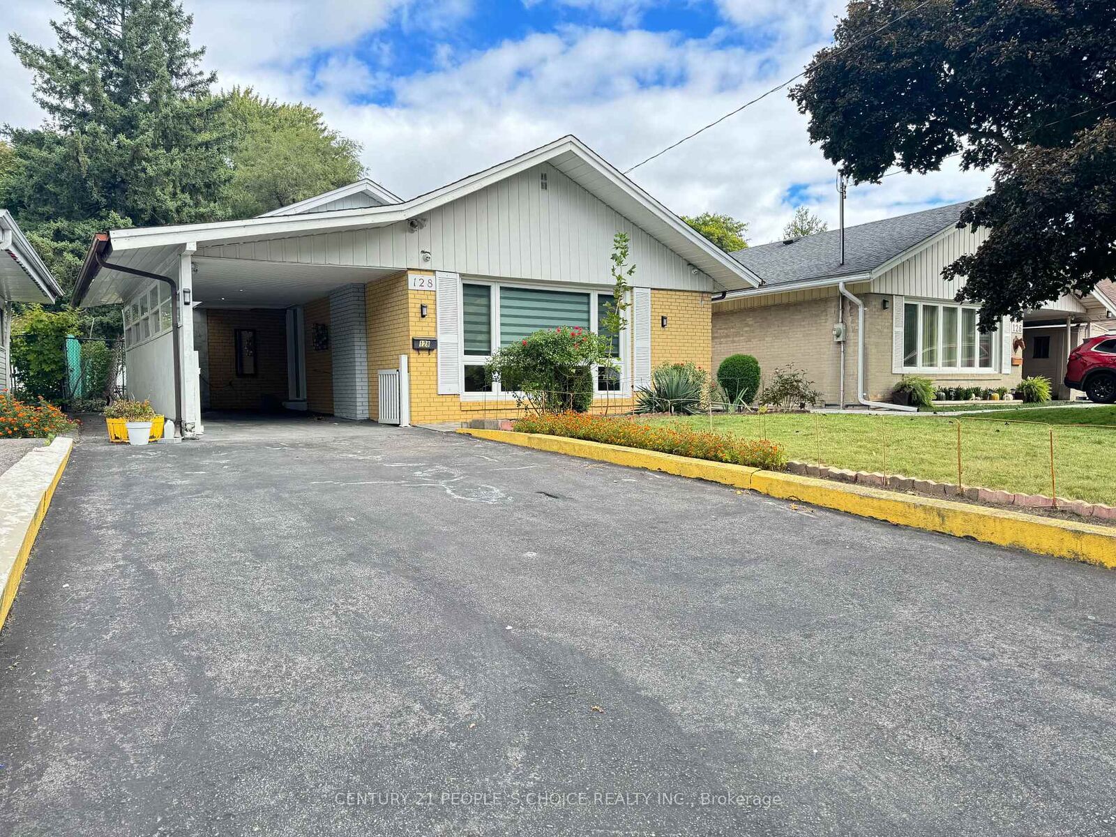 Property Photo: 128 Elmhurst Drive ON M9W 2K4