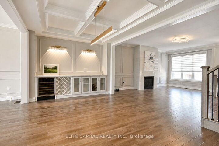 Property Photo: 85 William Durie Way ON M2R 0A9