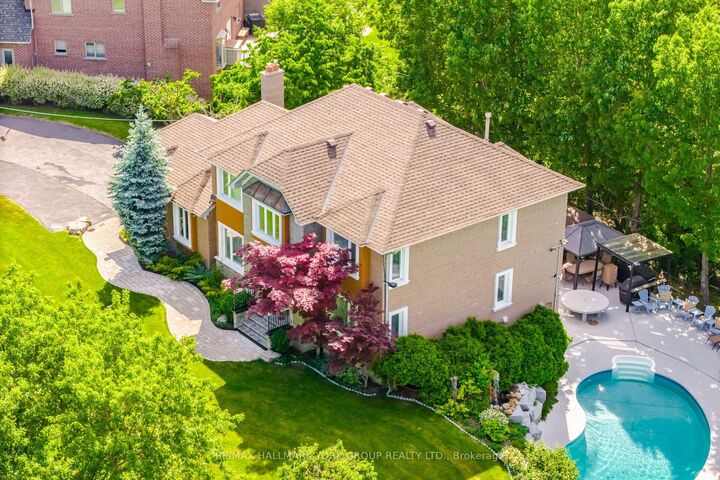 Property Photo:  7 Andes Court  ON L6R 1E3 
