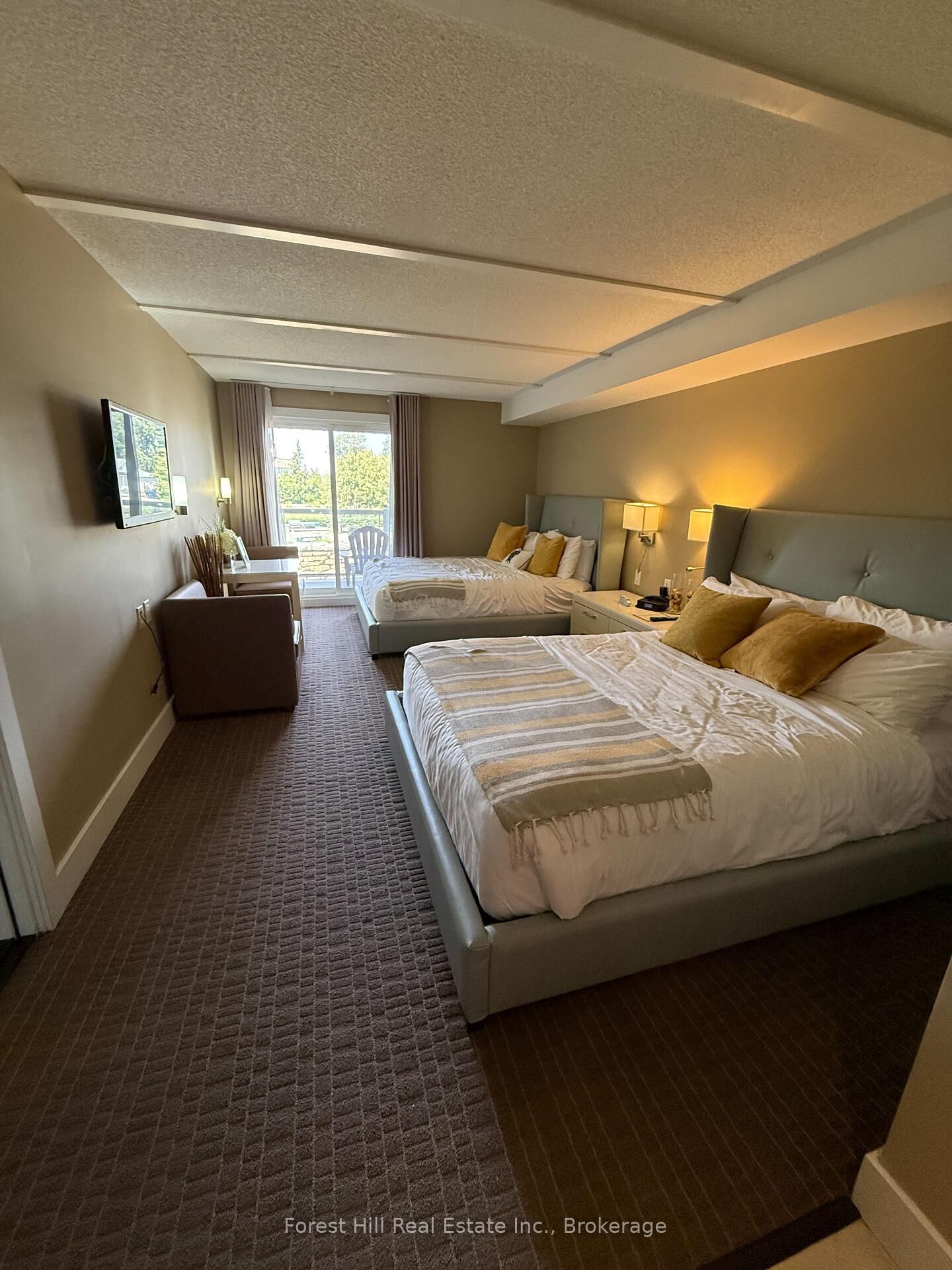 Property Photo:  9 Harbour Street 4104/4106  ON L9Y 5C5 