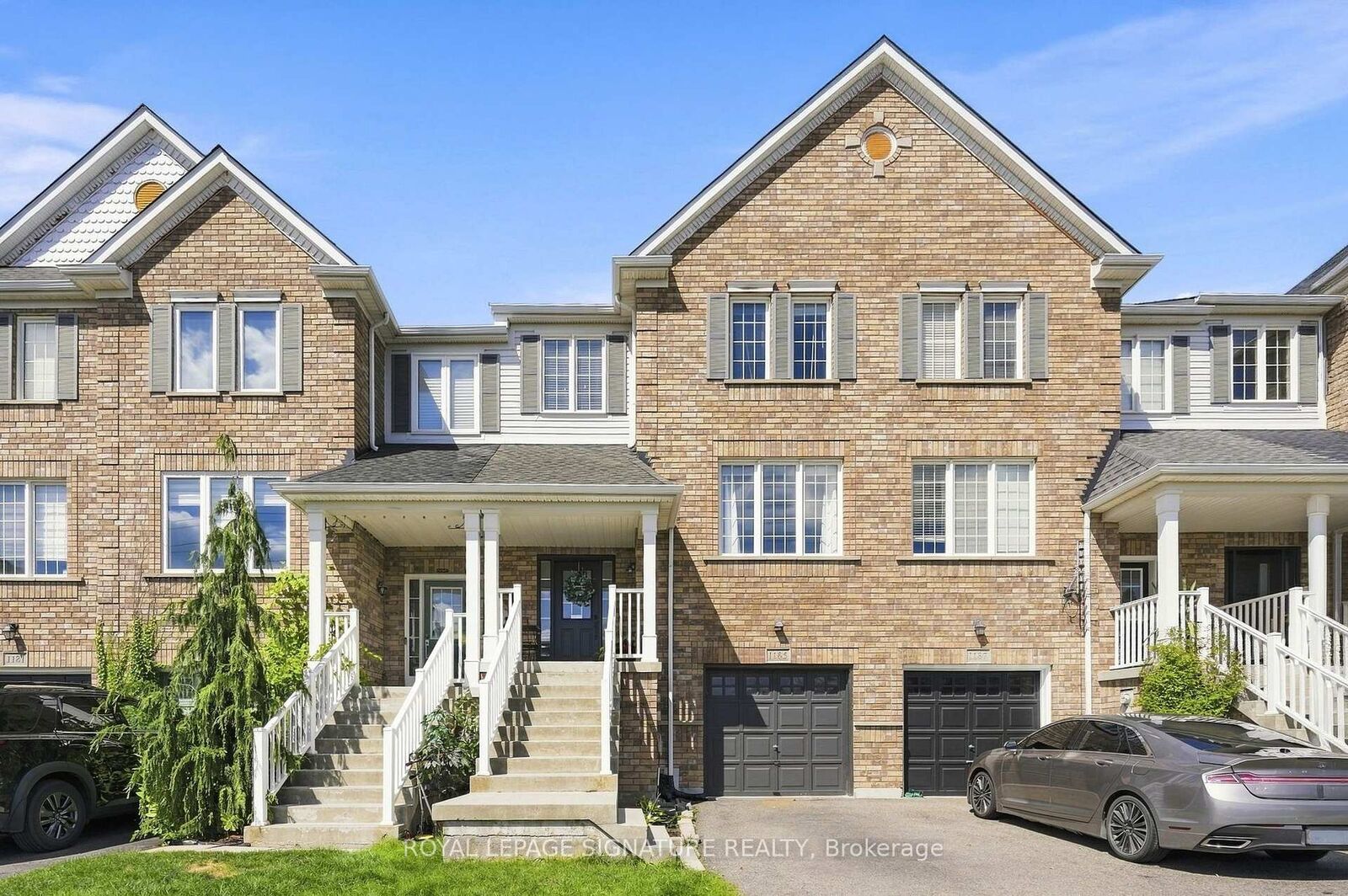 Property Photo:  1185 Chapman Crescent  ON L9T 6G2 
