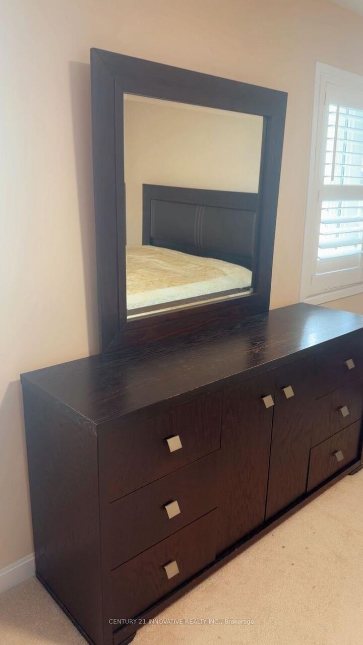 Property Photo:  188 Barkley Crescent  ON L1J 2E6 