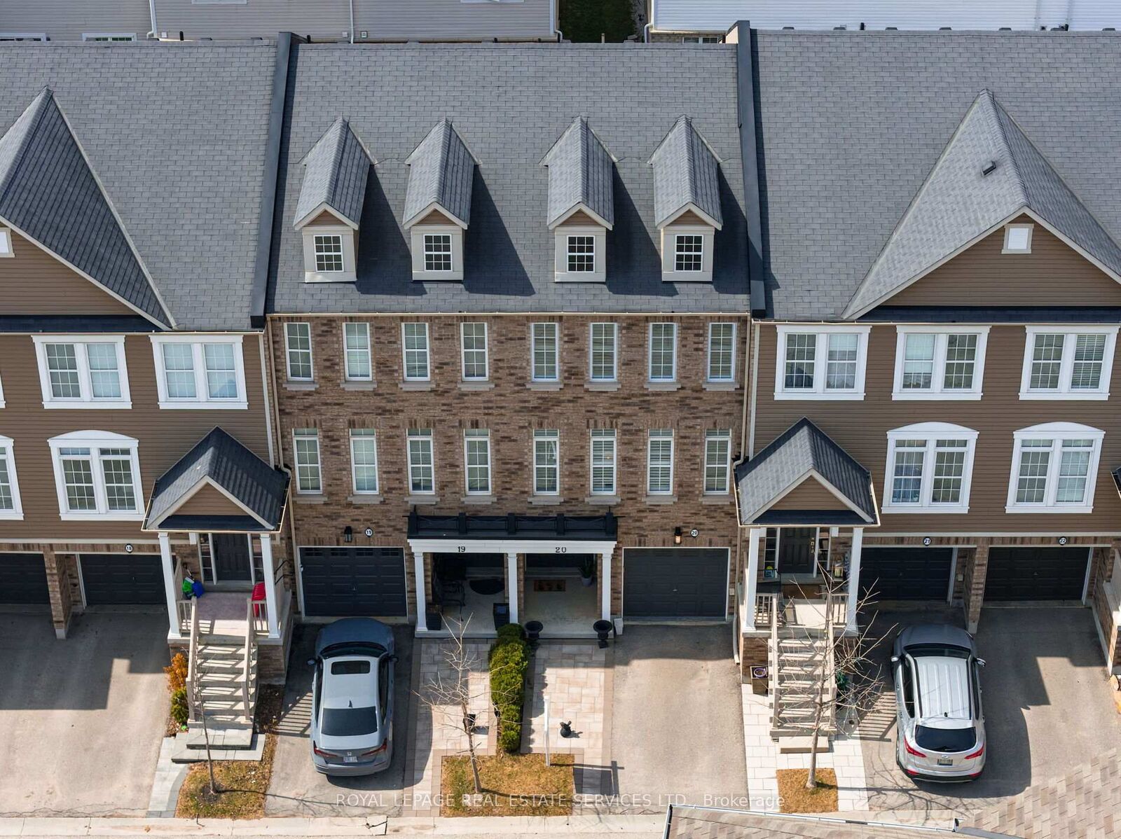 Property Photo:  4823 Thomas Alton Boulevard 20  ON L7M 0V2 