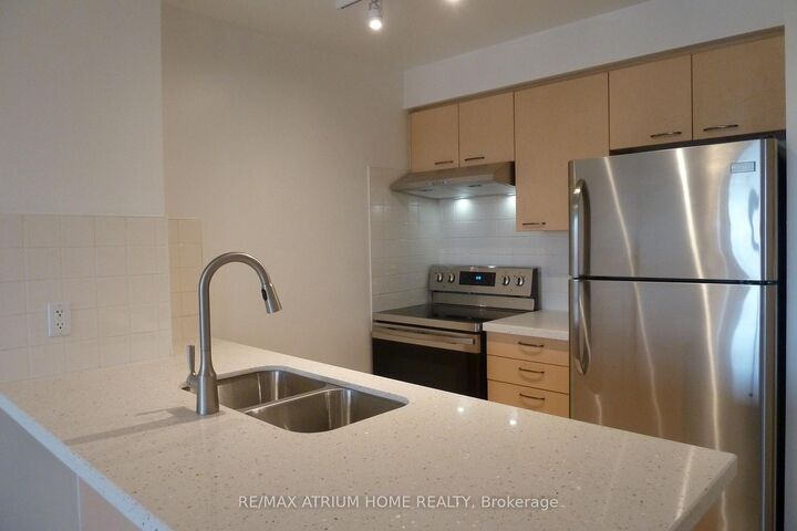 Property Photo:  51 Saddlecreek Drive 815  ON L3T 7Z1 