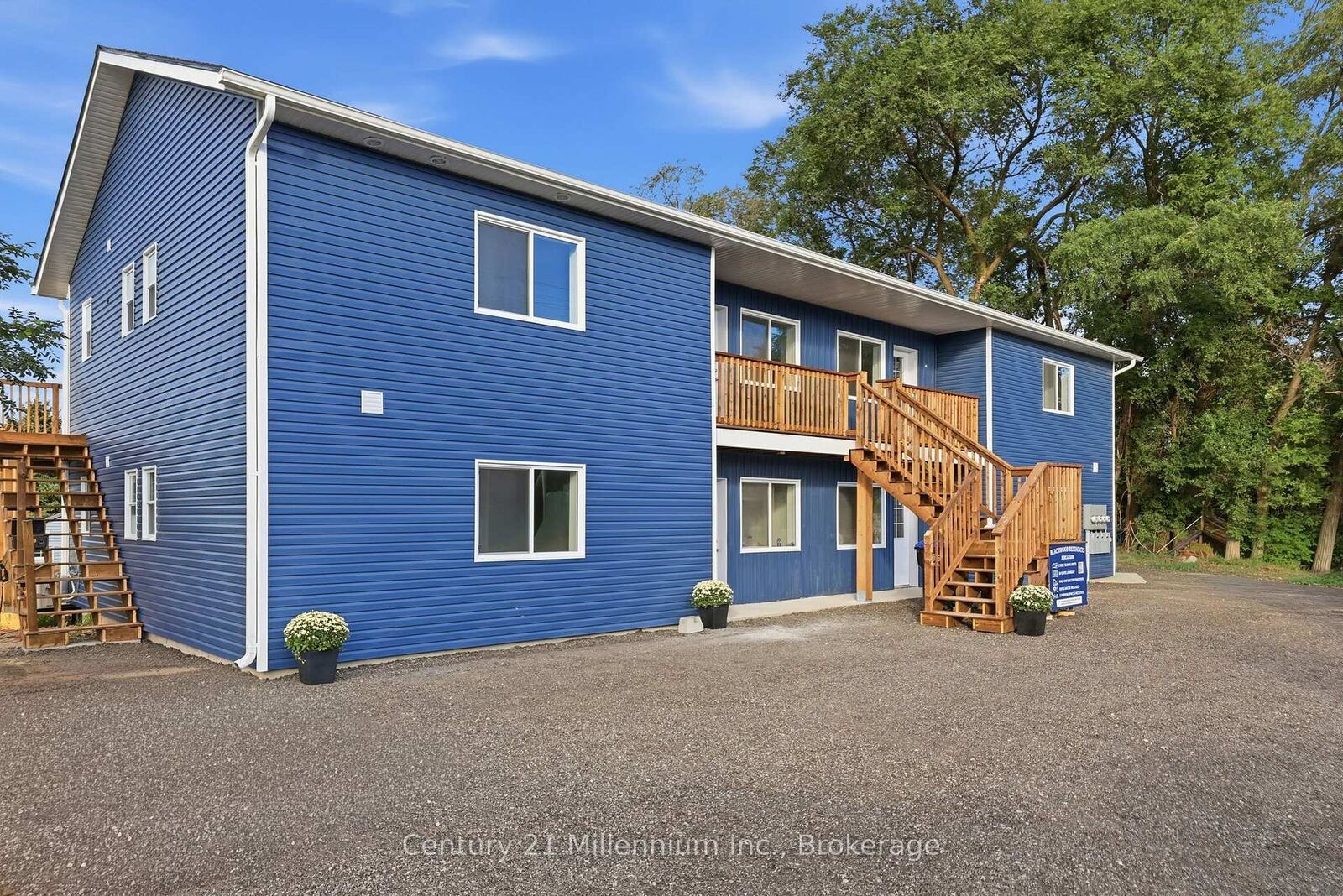 Property Photo:  9592 Beachwood Road 2  ON L9Y 3Z1 