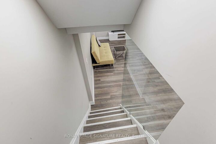 Property Photo:  54 Inniswood Drive  ON M1R 1E5 