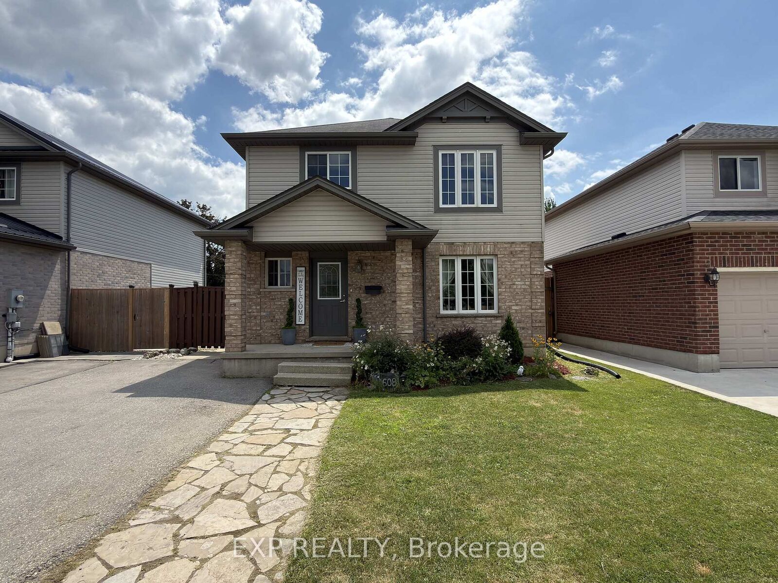 Property Photo:  608 Highview Drive  ON N5R 6B4 