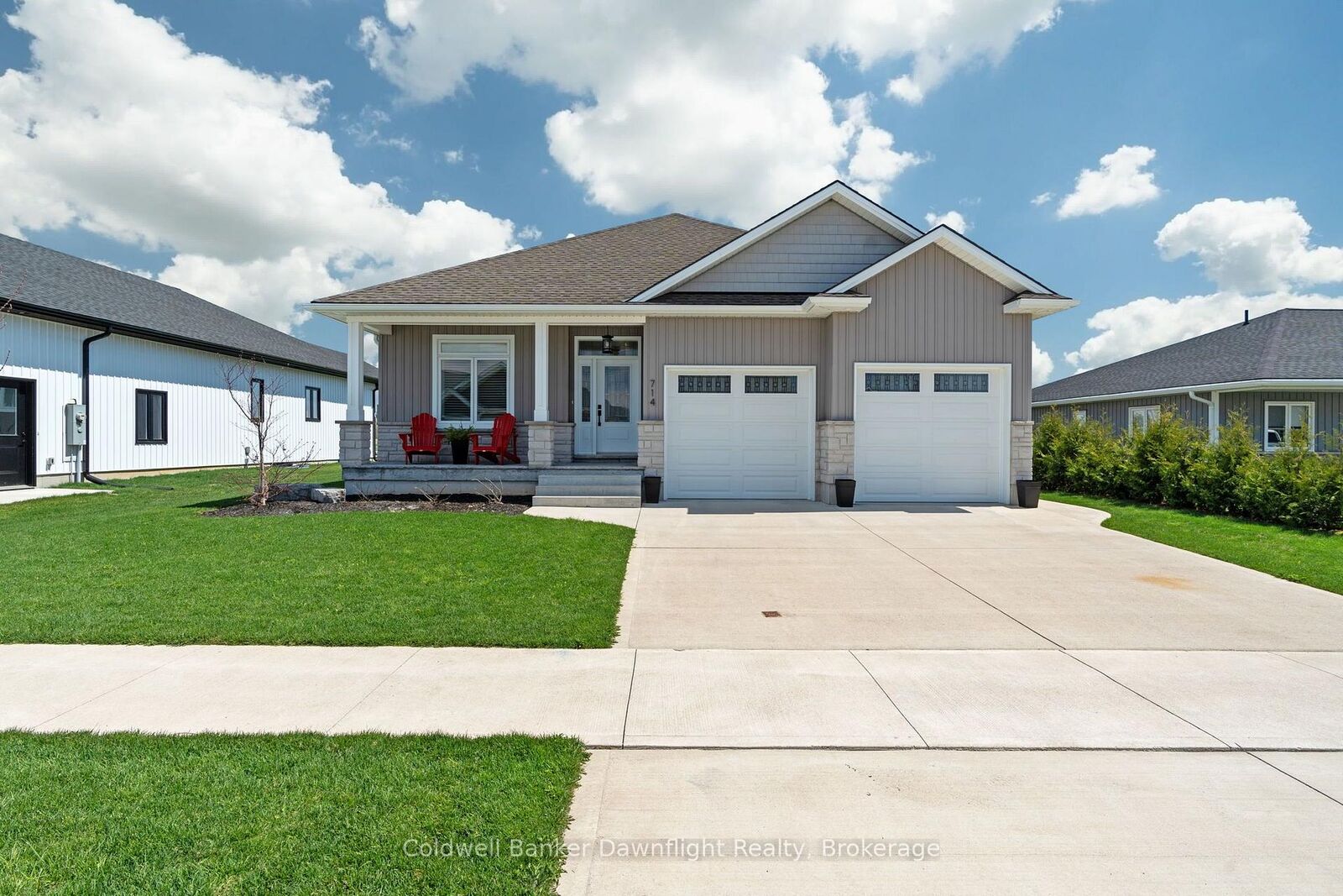 Property Photo: 714 Gloria Street ON N0M 1H0