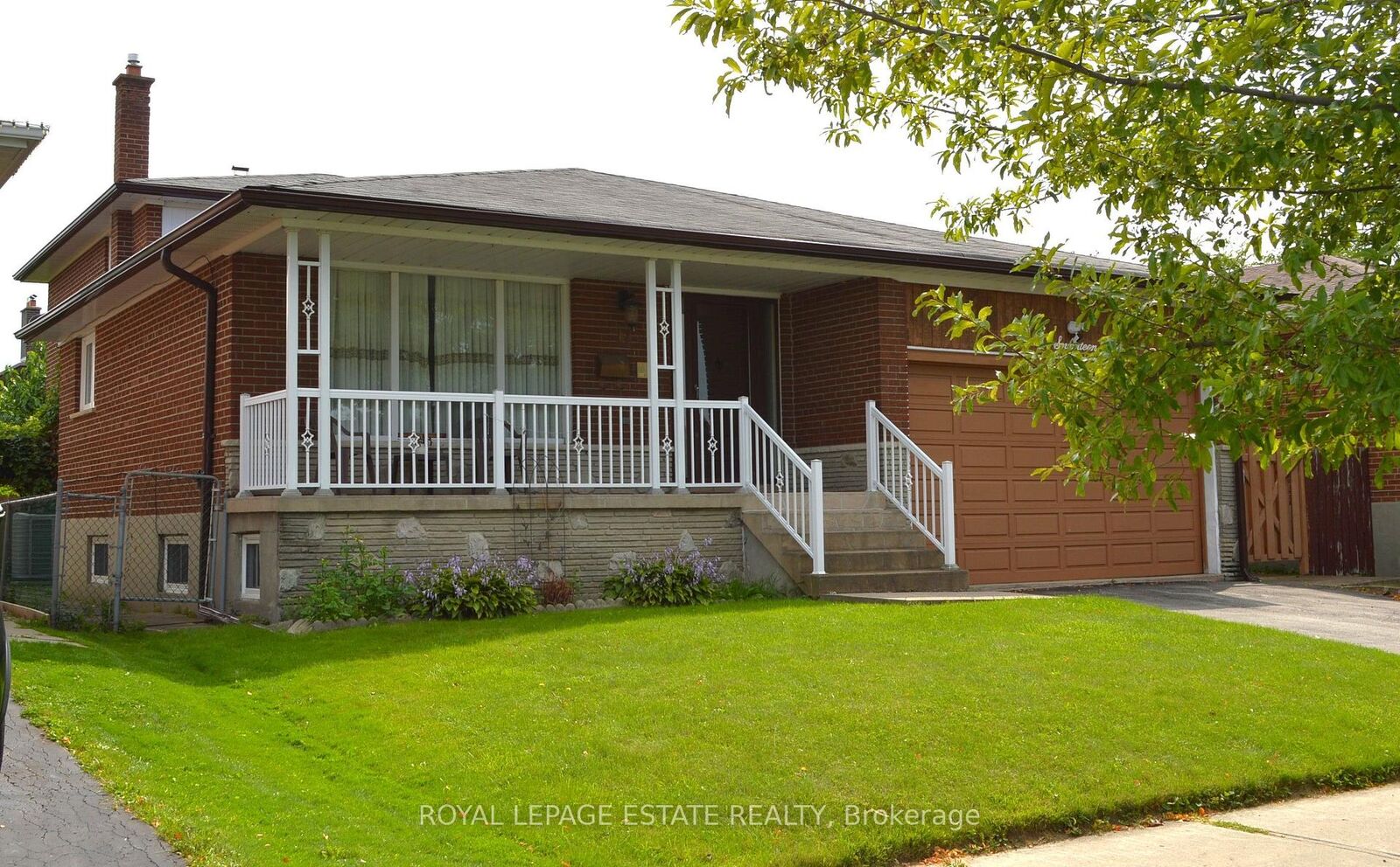 Property Photo:  17 Altair Avenue  ON M1W 2R1 