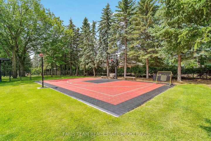 Property Photo:  223A Hickory Lane  ON L4N 4J9 