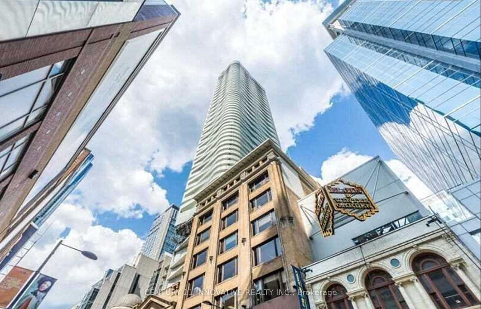 Property Photo: 197 Yonge Street 4503 ON M5B 0C1