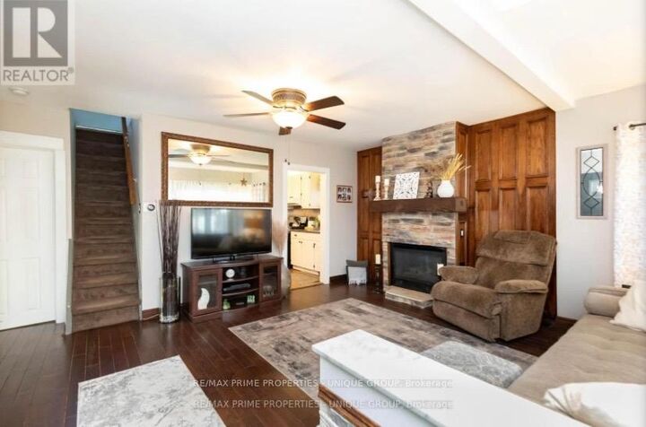 Property Photo:  40 Jeavons Avenue  ON M1K 1S8 