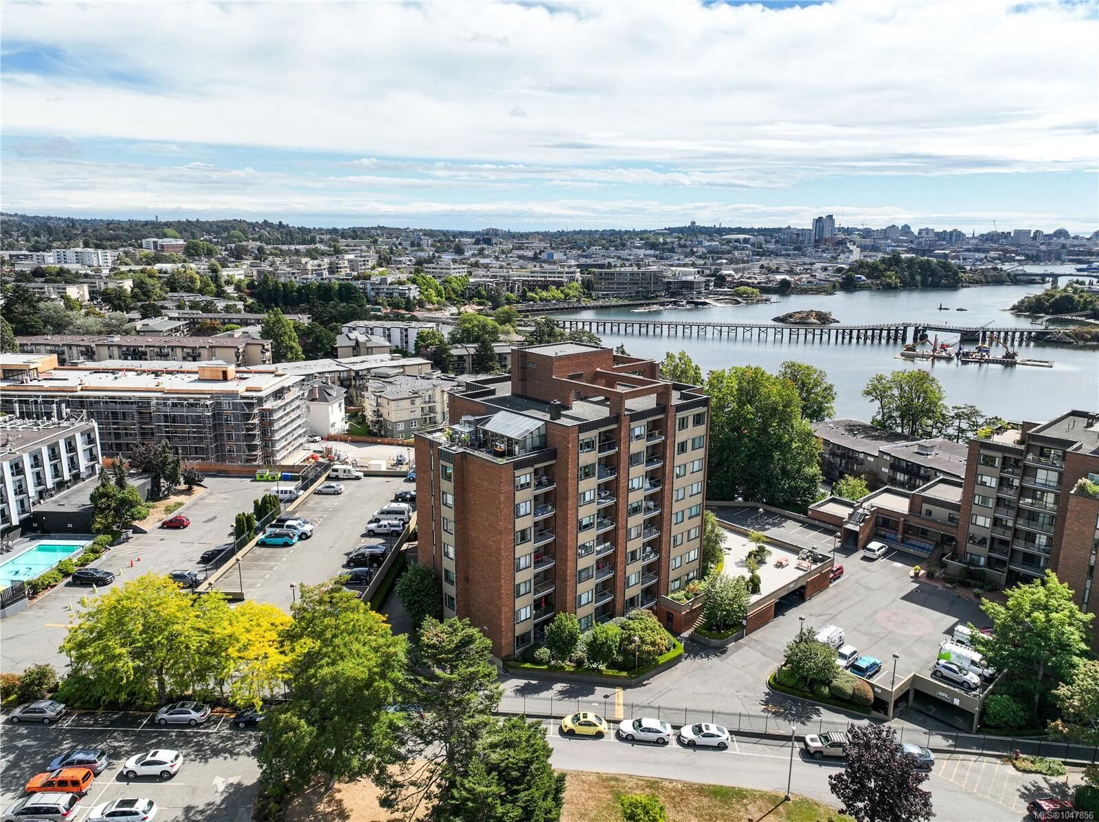 Property Photo:  103 Gorge Rd E #508  BC V9A 6Z2 