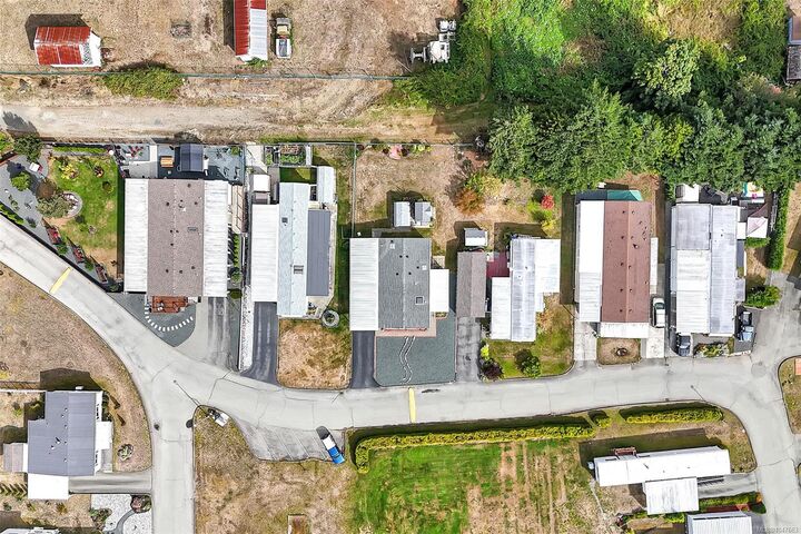 Property Photo:  4935 Broughton St #20  BC V9Y 8G7 