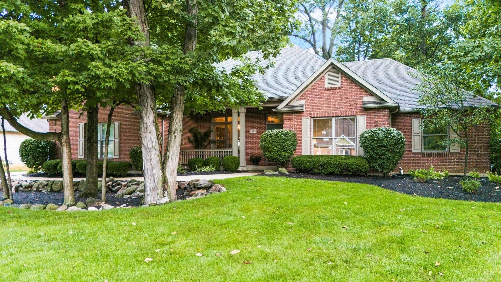 Property Photo: 2365 Worthington Drive OH 45373