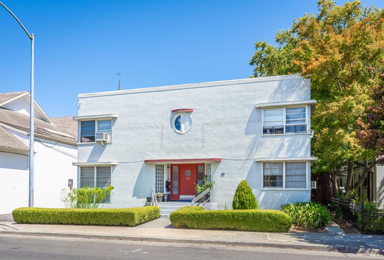 Property Photo:  720 Franklin Street  CA 94559 