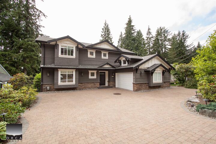 Property Photo:  555 Greenway Avenue  BC V7N 3C9 